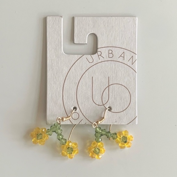 Urban Outfitters earrings one size new - Picture 2 of 3